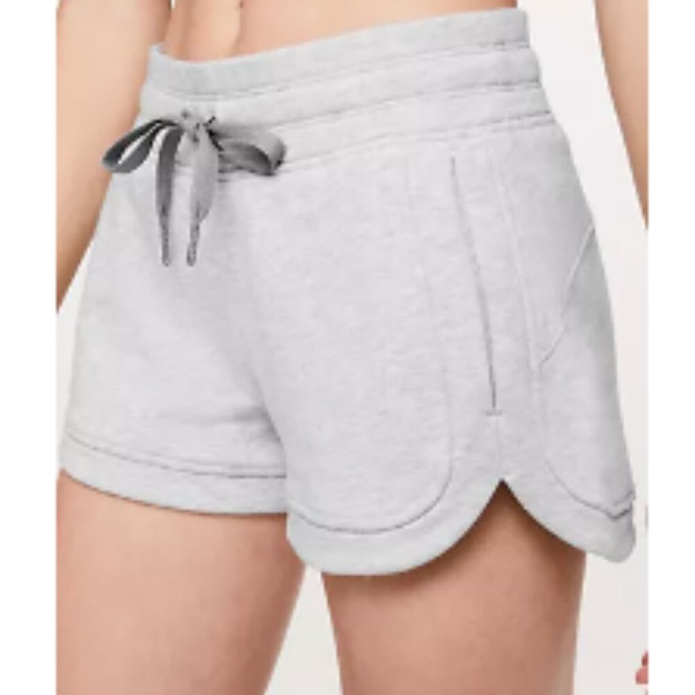 Hit Reset Mid-Rise Short 3" Gray Lululemon Size 8
